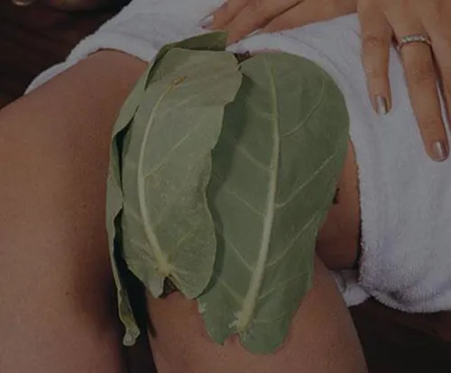 Upanaham herbal poultice bandage therapy at 22 Ayur